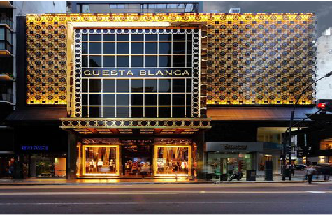 武胜门头设计与商业空间的纽带。